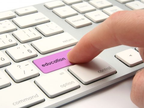 35 cursos gratuitos que la UNAM imparte online