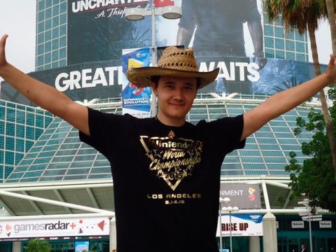 Mexicano gana record en terminar todos los juegos de NES