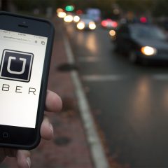Uber revela infidelidad de esposo y este lo demanda por 45 millones de euros