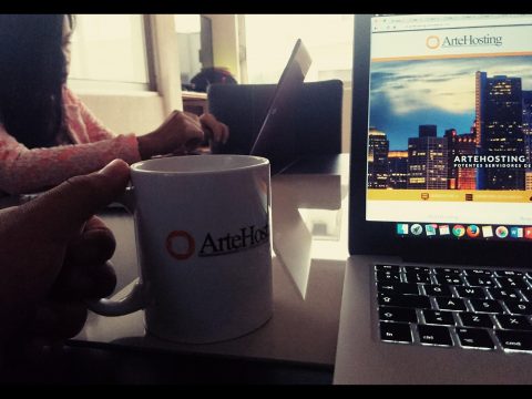Según Adobe, el diseño de páginas web ahora será una tarea para la inteligencia artificial