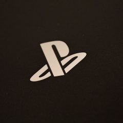 Quieres ver tres canales al mismo tiempo en la misma televisión? ya es posible con PS4