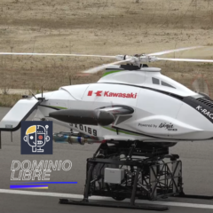 Este helicóptero autónomo de Kawasaki se carga y descarga mediante robots