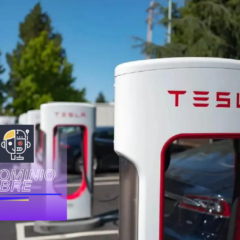Tesla llama a revisión más de 1.800.000 vehículos en EE.UU. por un defecto en su software.